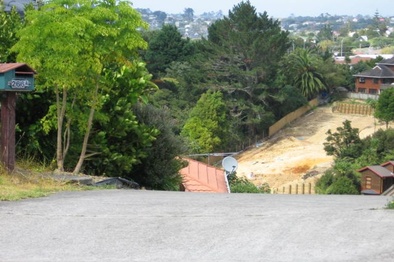 Photo of property in 2/266 Glamorgan Drive, Northcross, Auckland, 0630