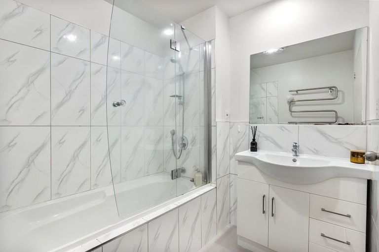 Photo of property in 103d St Lukes Road, Sandringham, Auckland, 1025