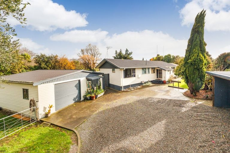 Photo of property in 24 Gorton Street, Bulls, 4818