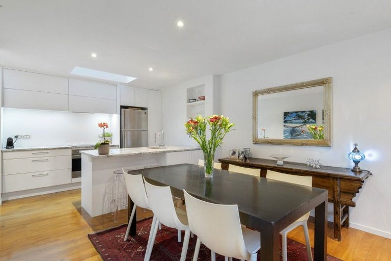 Photo of property in 6b Tahuna Street, Freemans Bay, Auckland, 1011