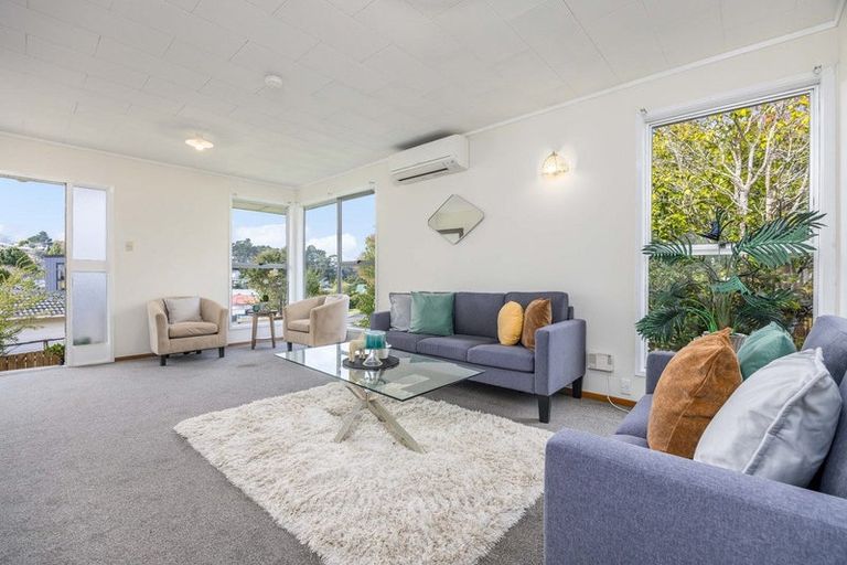 Photo of property in 20 Bellringer Road, Massey, Auckland, 0614