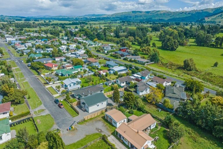 Photo of property in 85a Grey Street, Woodville, 4920