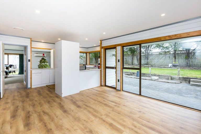 Photo of property in 4 Memphis Grove, Totara Park, Upper Hutt, 5018