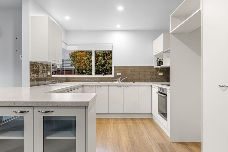 Photo of property in 3a Willow Dell, Westmorland, Christchurch, 8025