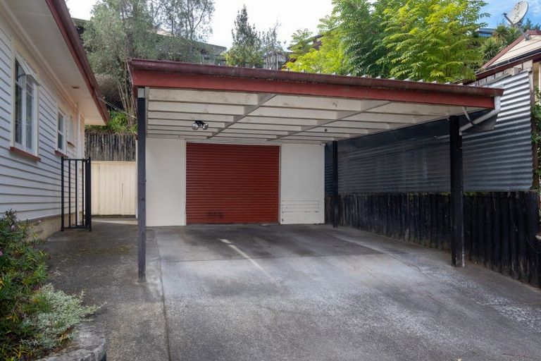 Photo of property in 97 James Cook Street, Havelock North, 4130