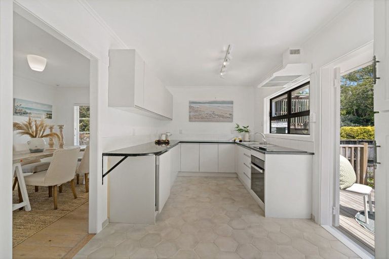 Photo of property in 29 Roberta Avenue, Glendowie, Auckland, 1071