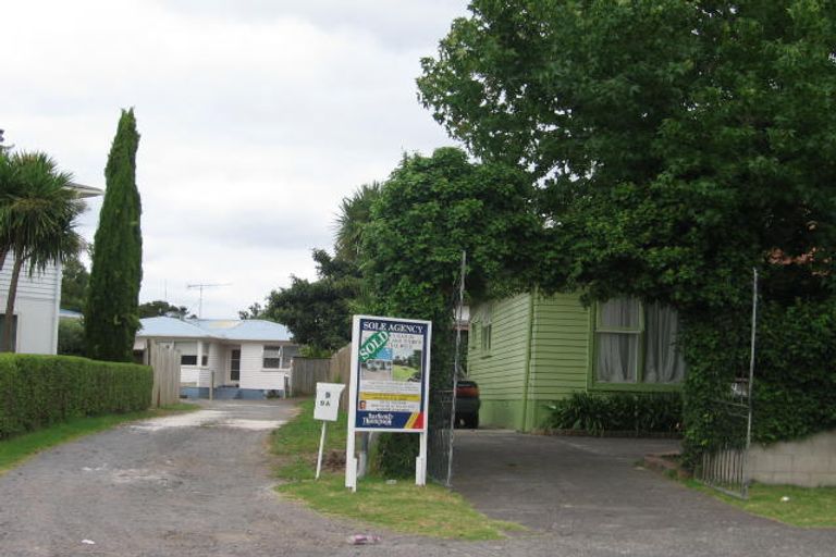 Photo of property in 9 Ivy Place, Birkdale, Auckland, 0626