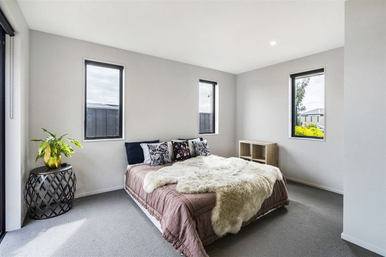 Photo of property in 37 The Esplanade, Pegasus, 7612