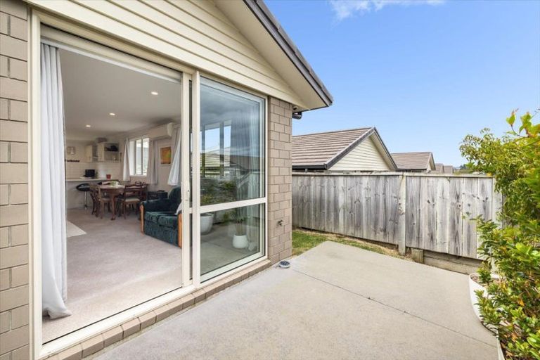 Photo of property in Waterview Estate, 85/4 Greystone Place, Omokoroa, 3114