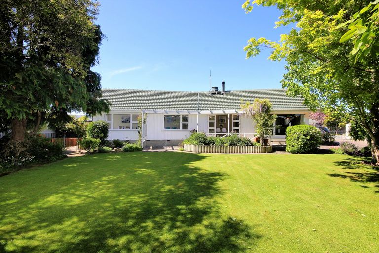 Photo of property in 83 Stanbury Avenue, Somerfield, Christchurch, 8024