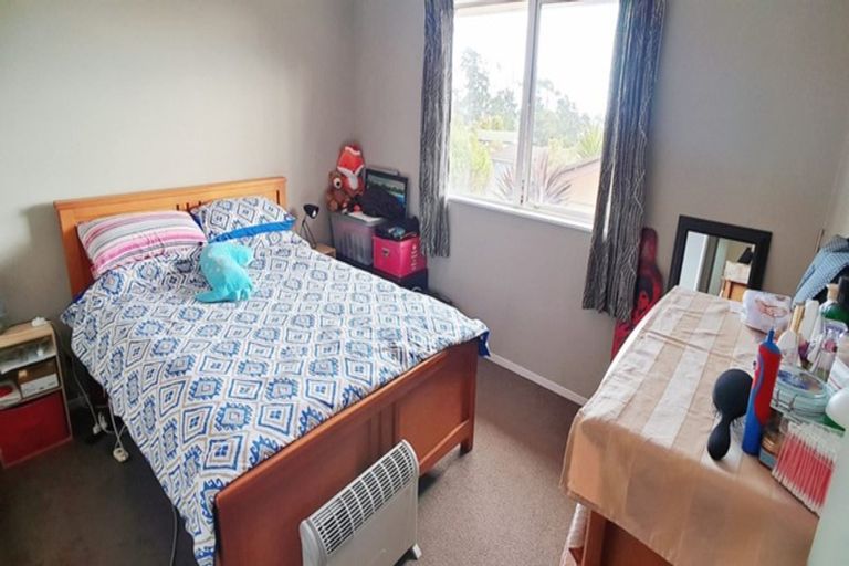 Photo of property in 148a Aviemore Drive, Highland Park, Auckland, 2010