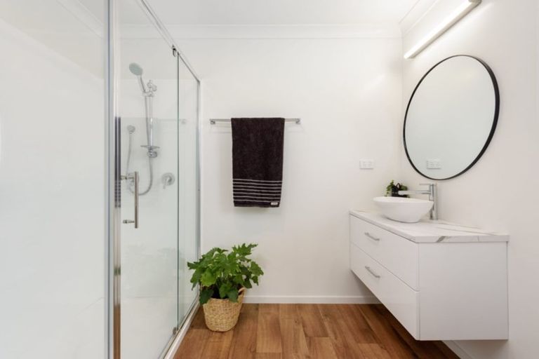 Photo of property in 16 Antrim Glade, Welcome Bay, Tauranga, 3175