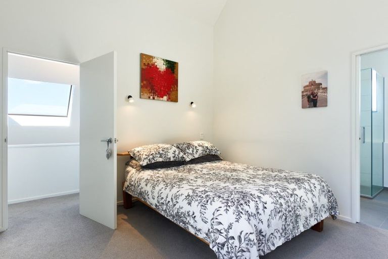 Photo of property in 9 Ridgeway Terrace, Taradale, Napier, 4112