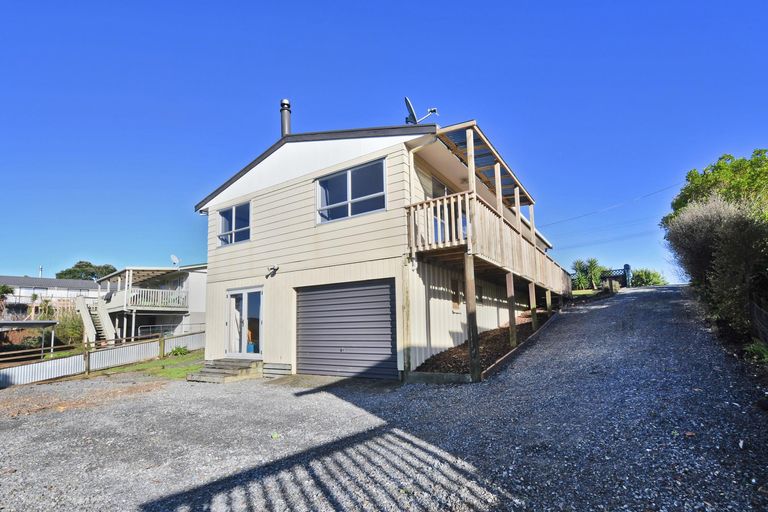 Photo of property in 7 Boundary Road, Hikurangi, 0114