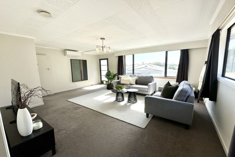 Photo of property in 77 Nichol Street, Heidelberg, Invercargill, 9812