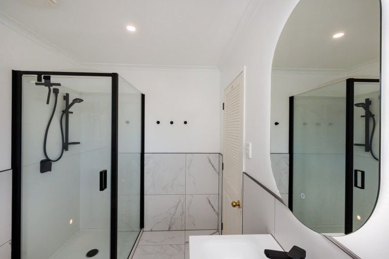 Photo of property in 10 Sandstrom Grove, Feilding, 4702