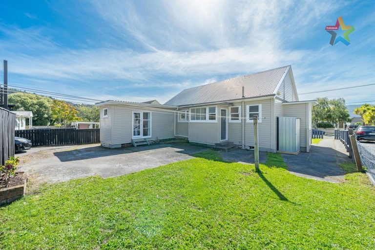 Photo of property in 2/101 Wilkie Crescent, Naenae, Lower Hutt, 5011