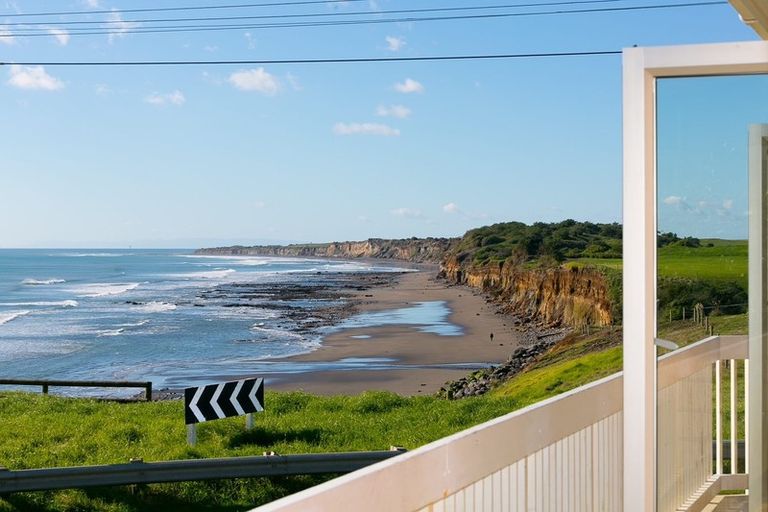 Photo of property in 1 Tiromoana Crescent, Bell Block, New Plymouth, 4312