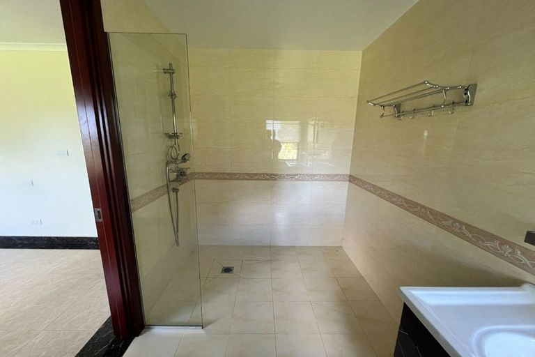 Photo of property in 1121a Whangaparaoa Road, Tindalls Beach, Whangaparaoa, 0930