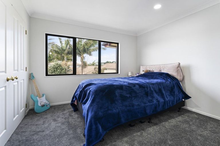 Photo of property in 223 Hill Road, The Gardens, Auckland, 2105