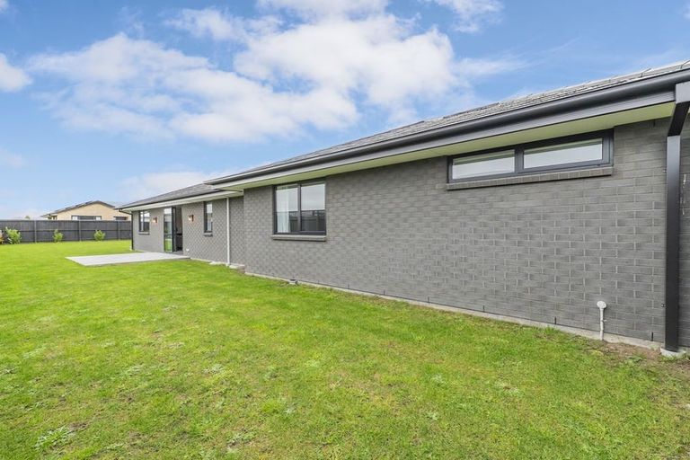 Photo of property in 9 Cedric Place, Darfield, 7510