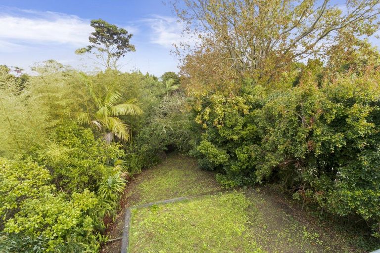Photo of property in 12 Park Hill Road, Birkenhead, Auckland, 0626