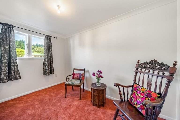Photo of property in 9 Mangaroa Hill Road, Maoribank, Upper Hutt, 5018