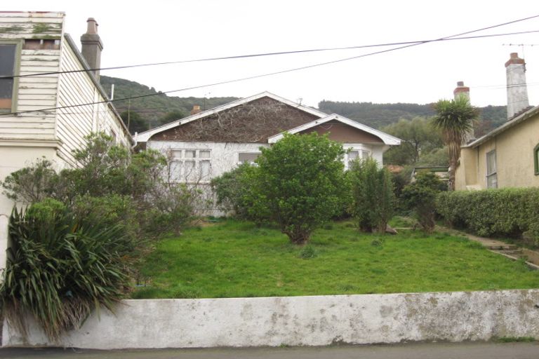 Photo of property in 253 Ravensbourne Road, Ravensbourne, Dunedin, 9022