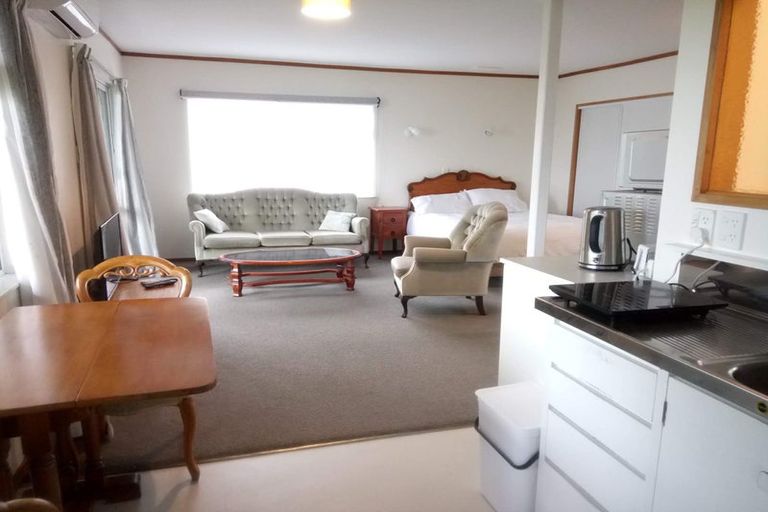 Photo of property in 2 Hatherly Lane, Mount Pleasant, Christchurch, 8081