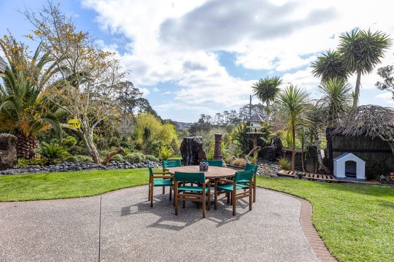 Photo of property in 54 Roy Maloney Drive, Henderson, Auckland, 0612