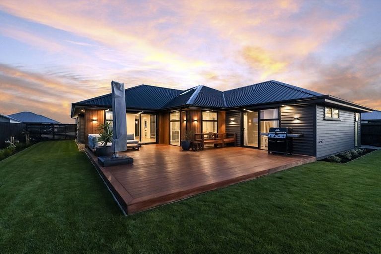 Photo of property in 15 Collisson Street, Leeston, 7632