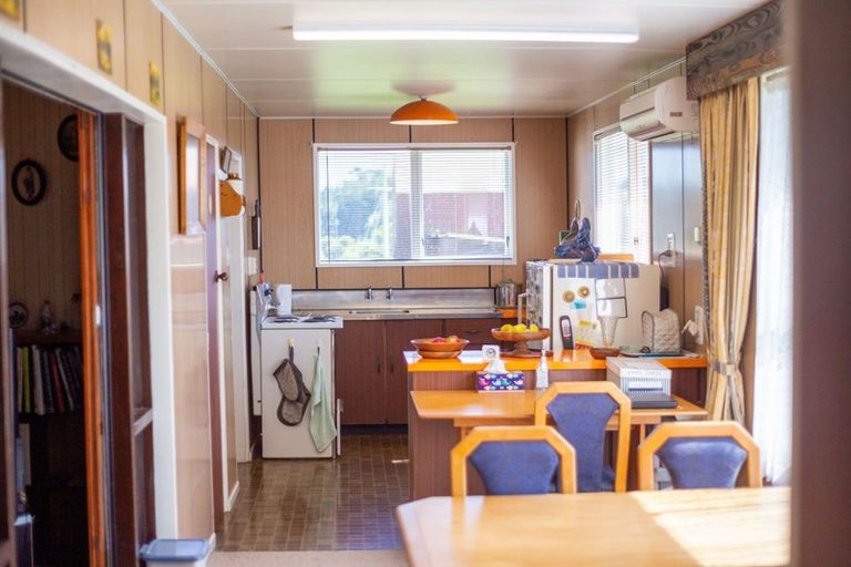 Photo of property in 23 Waitangi Road, Waverley, 4592