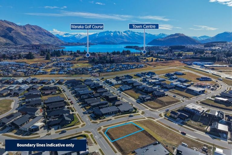Photo of property in 32 Marjon Drive, Wanaka, 9305