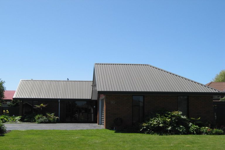 Photo of property in 16 Isaac Wilson Road, Kaiapoi, 7630