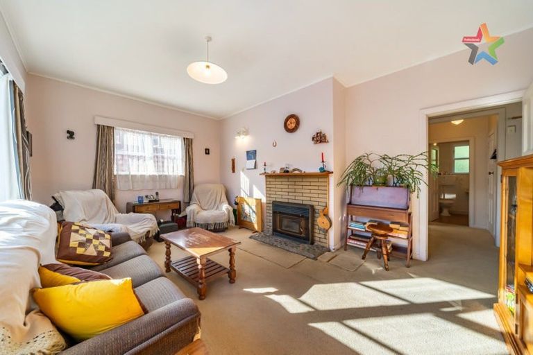 Photo of property in 99 Sunshine Avenue, Karori, Wellington, 6012