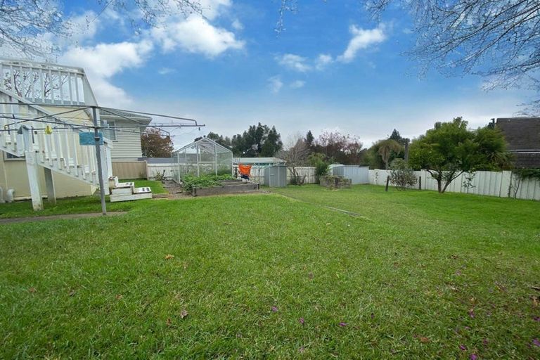 Photo of property in 271 Royal Road, Massey, Auckland, 0614