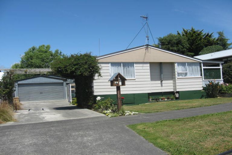 Photo of property in 10 Pirinoa Street, Feilding, 4702