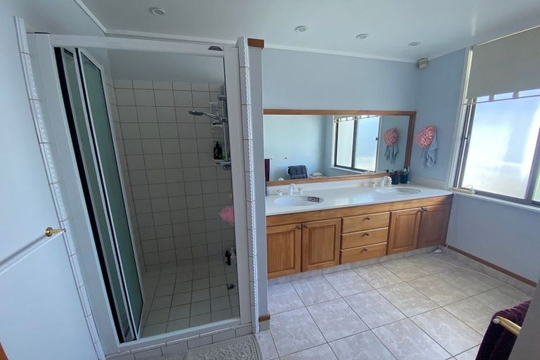 Photo of property in 58 Ardern Avenue, Stanmore Bay, Whangaparaoa, 0932