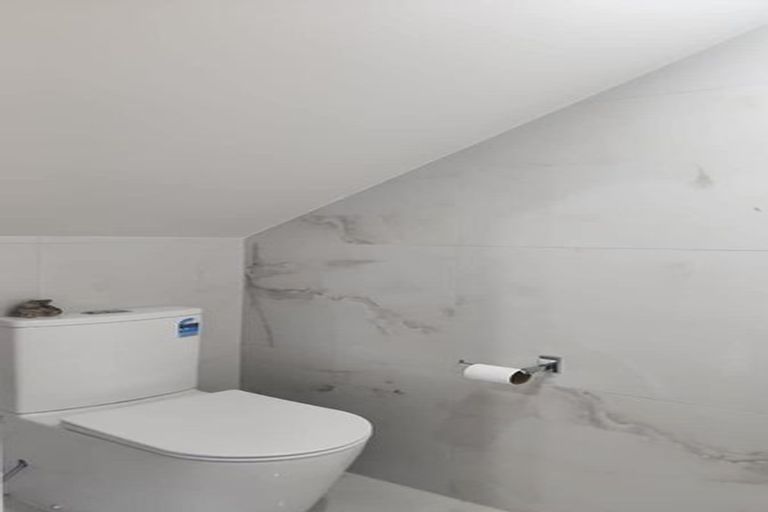 Photo of property in 2/55 Swaffield Road, Papatoetoe, Auckland, 2025