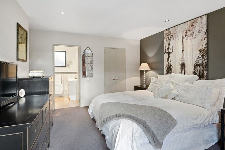 Photo of property in 14 Cam Place, Harewood, Christchurch, 8051