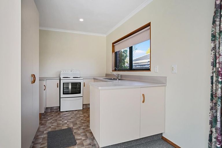 Photo of property in 99 Browning Street, Leamington, Cambridge, 3432