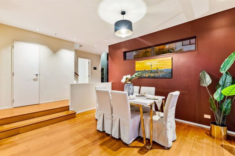 Photo of property in 11 Waimana Avenue, Northcote Point, Auckland, 0627