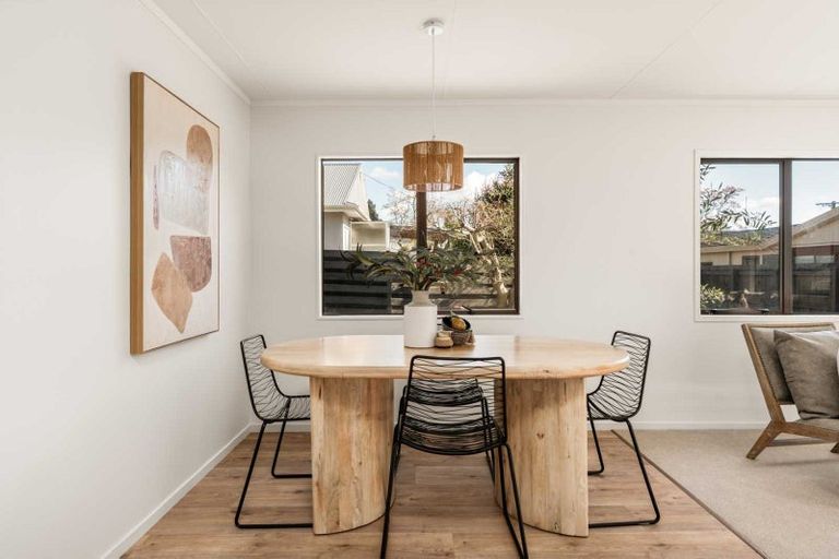 Photo of property in 14 Hastings Street, Te Puke, 3119