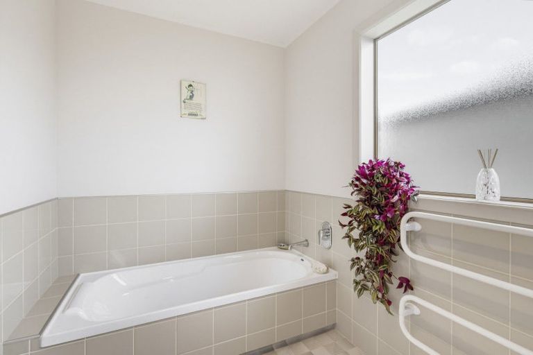 Photo of property in 4 Corfe Castle Lane, Levin, 5510
