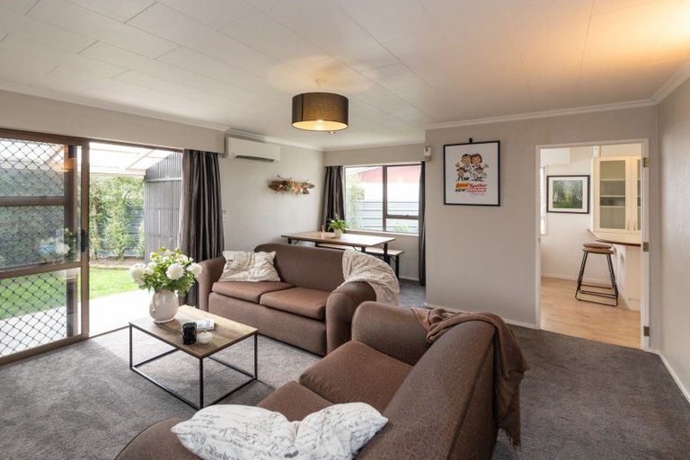 Photo of property in 17b Cecil Place, Cloverlea, Palmerston North, 4412