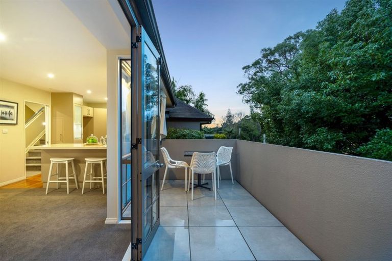 Photo of property in 2/35a Hart Road, Hauraki, Auckland, 0622