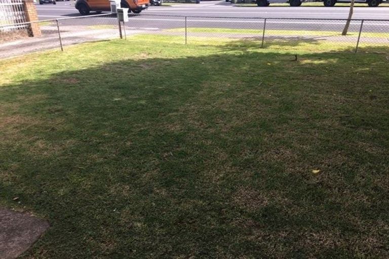 Photo of property in 33a Great South Road, Papatoetoe, Auckland, 2025