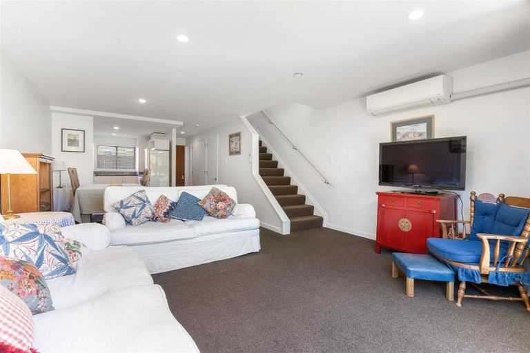 Photo of property in 4/1062 Frankton Road, Frankton, Queenstown, 9300