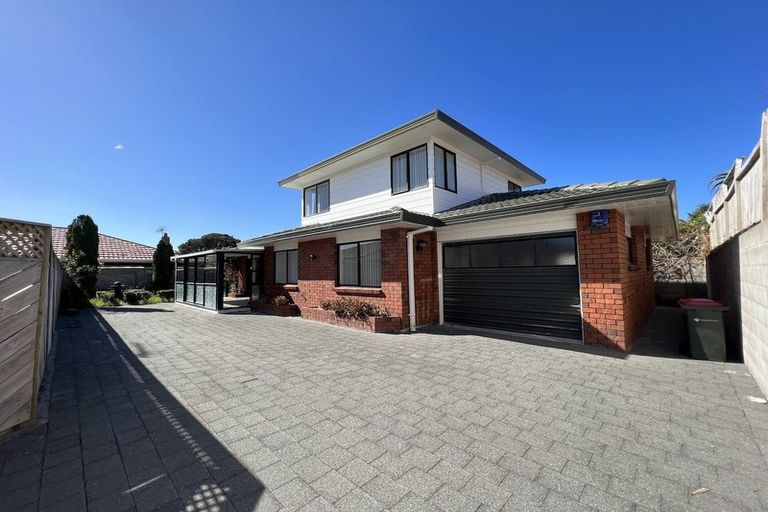 Photo of property in 13b Wairakei Street, Greenlane, Auckland, 1051