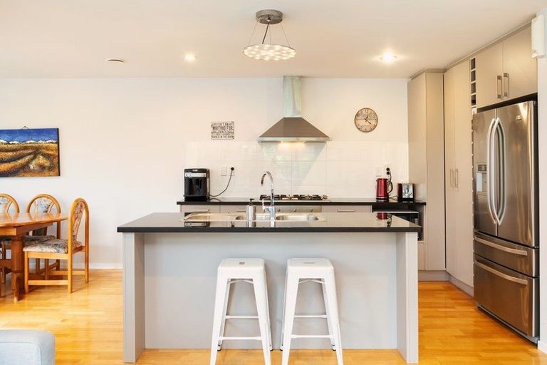 Photo of property in 33a Mason Street, New Lynn, Auckland, 0600